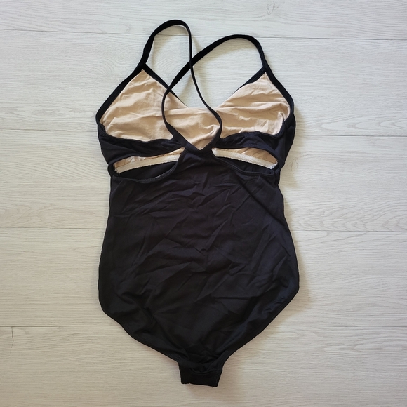 Swimwear Bundle Size M - Picture 5 of 15